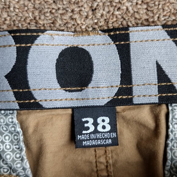 Iron Co. Cargo Shorts Size 38 Flex Waistband Stretch  Pockets Beige khaki - Picture 3 of 6